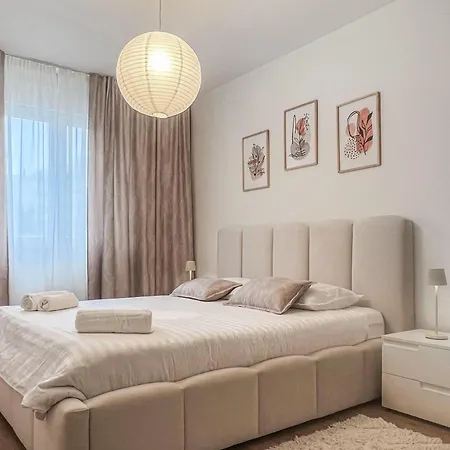 Lara - Spacious And Comfortable 2-bed, 2-bath アパート *