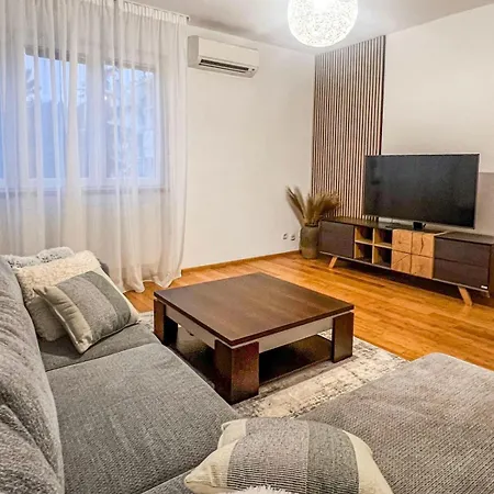 Lara - Spacious And Comfortable 2-bed, 2-bath アパート *